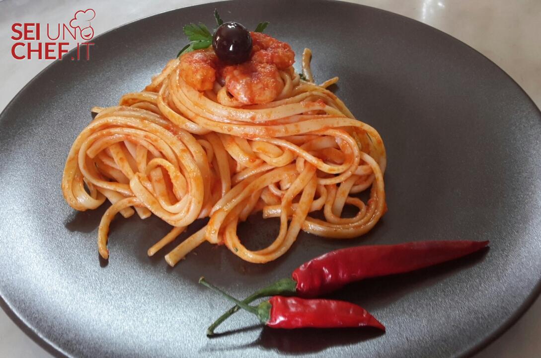  - Linguine con gamberetti e olive nere